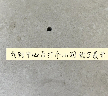 巴里坤哈萨克瓷砖空鼓维修公司专业解答在瓷砖铺贴过程中，如果砂料搅拌不均匀，将会带来以下问题